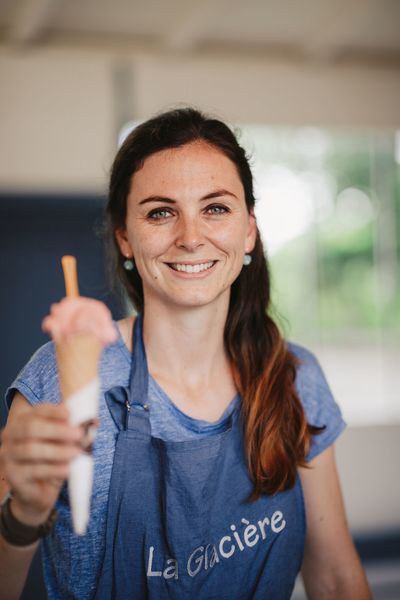 Anne-sophie vous propose de déguster ses délicieuses glaces artisanales