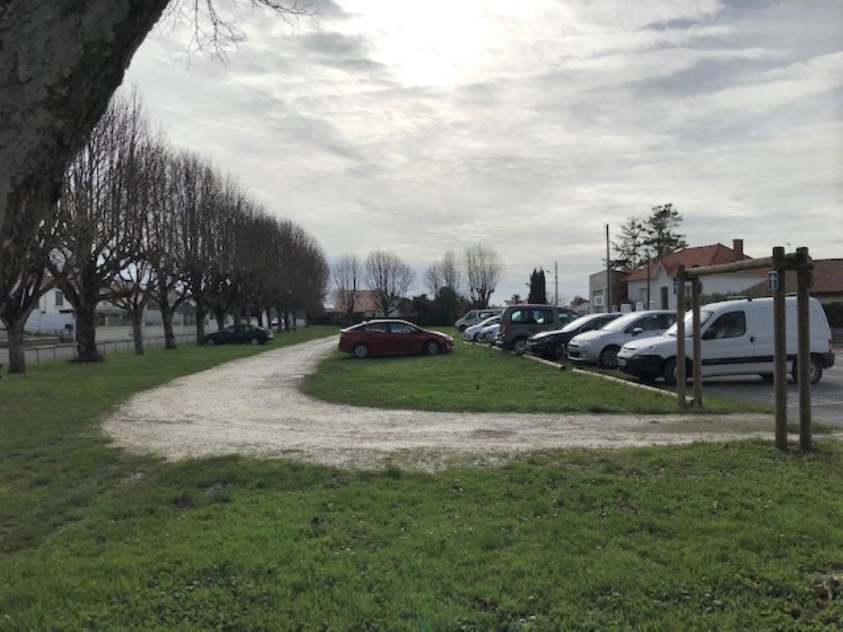 Parking de la cité le Bastion