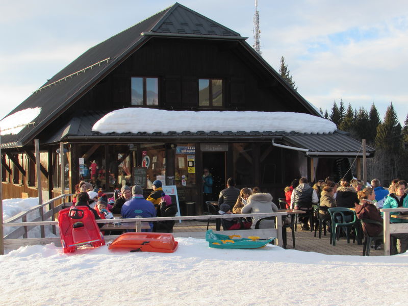 Restaurant La Tanière en hiver