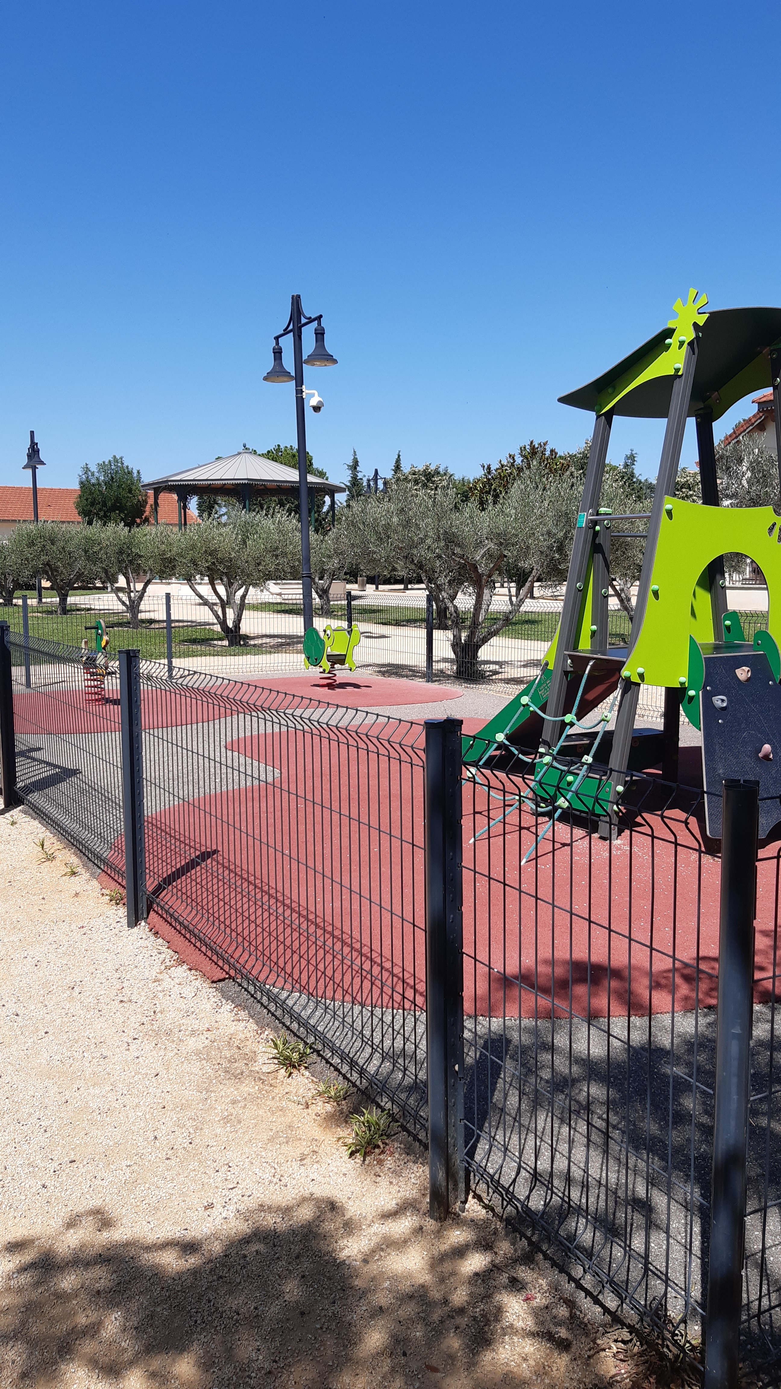 Aires de jeux, Eyragues - photo 3