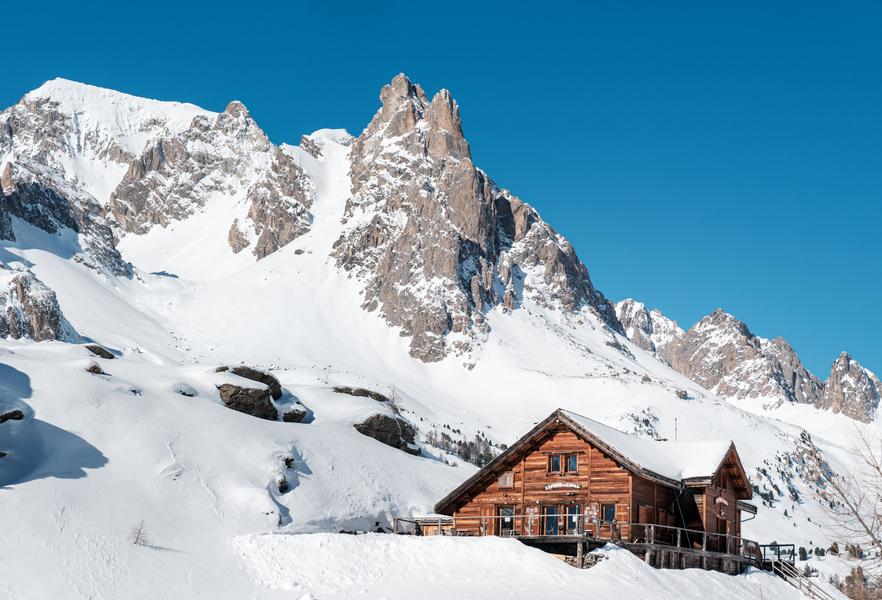 Montée au refuge de Laval en raquettes_Névache