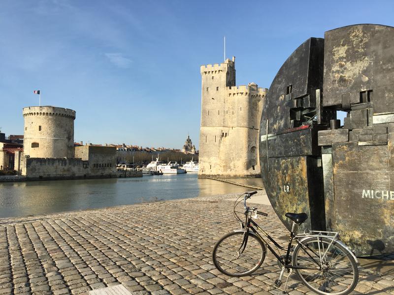 Vue sur les tours de la rochelle