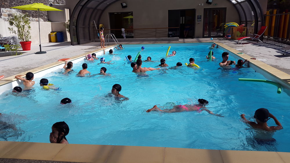 Pont de Labeaume - Piscine du centre de loisirs 4