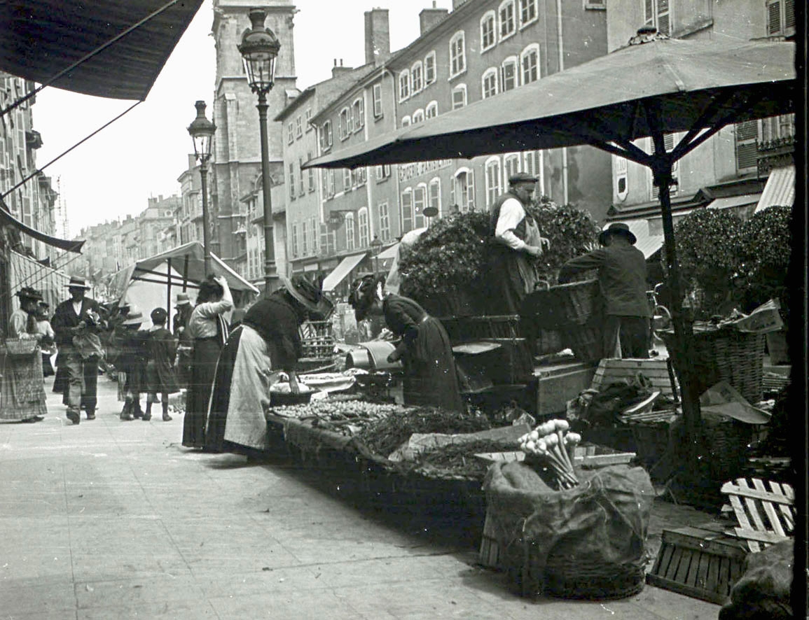 Marché rue nationale