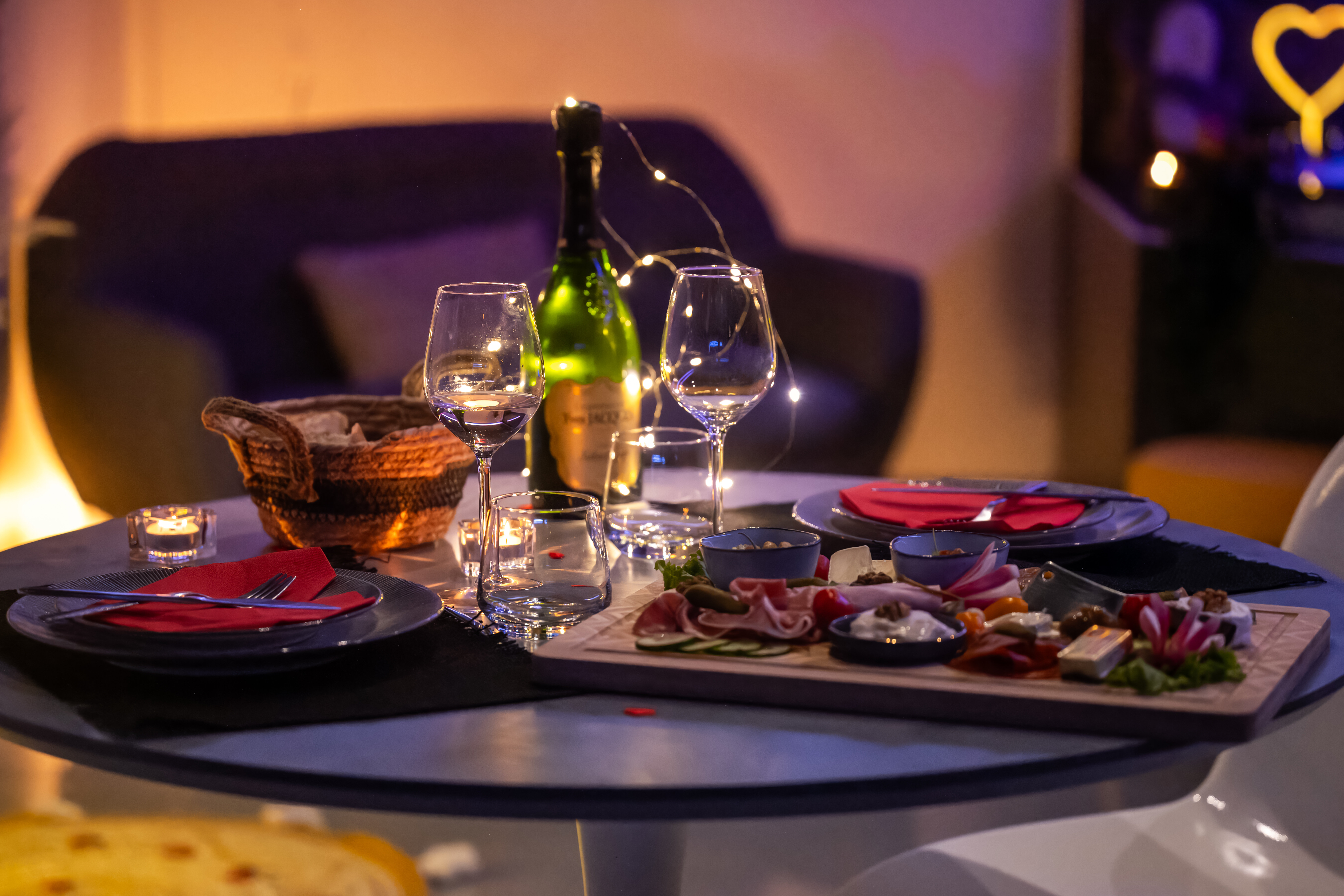 La Suite 55 Contemporaine, Istres - photo 4