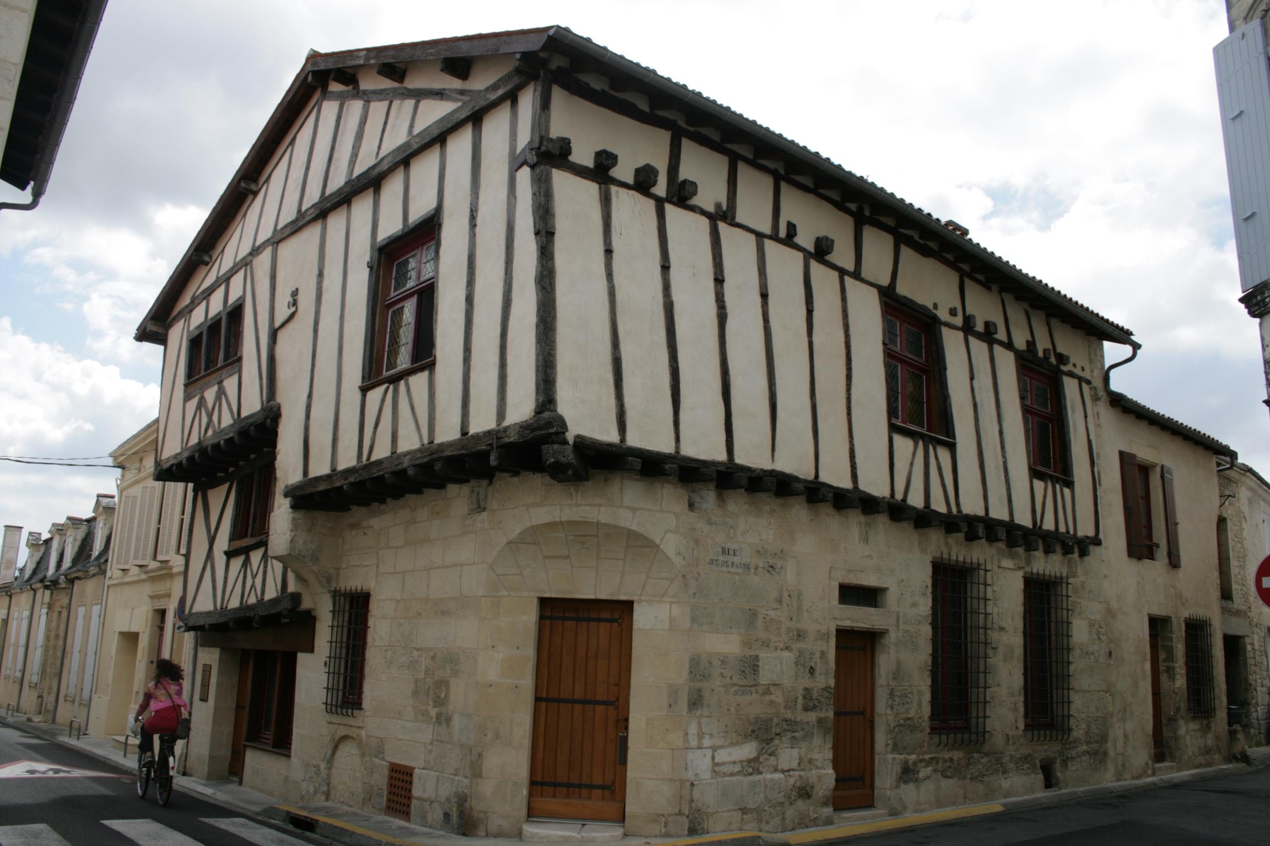 Maison à pan de bois