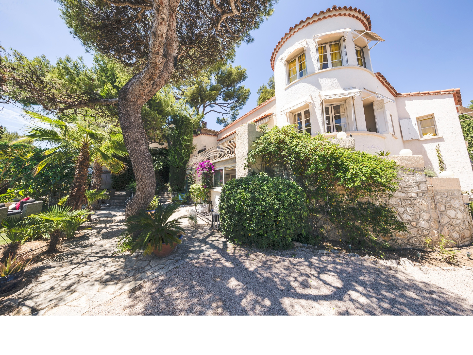 Astoria Villa - photo 3