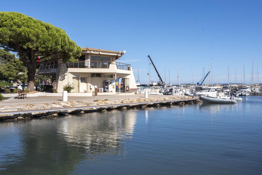 Bureau d'information touristique de Carqueiranne_Carqueiranne