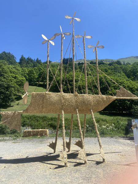 Sculpture sur paille Valloire