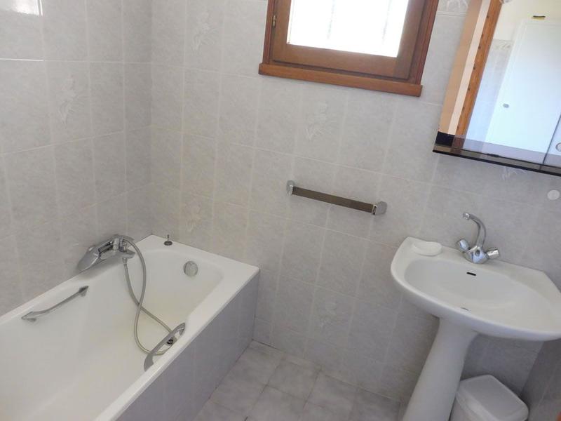 Gîte L'Oustal n°2-Salle de bain-Auron-Gîtes de France Alpes-Maritimes 