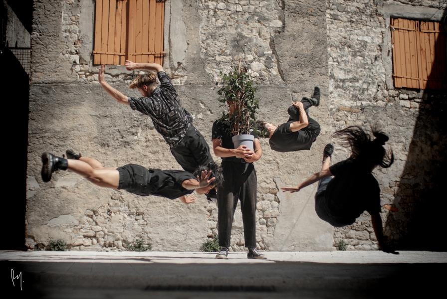 Le Festival dAlba : spectacle Triptyque du Collectif TBTF