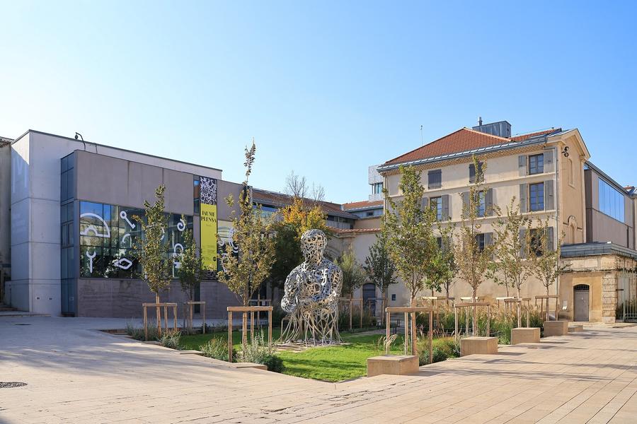 musée de Valence, place des Ormeaux