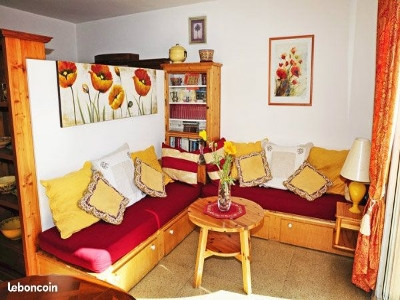 Nais, Cassis - photo 4