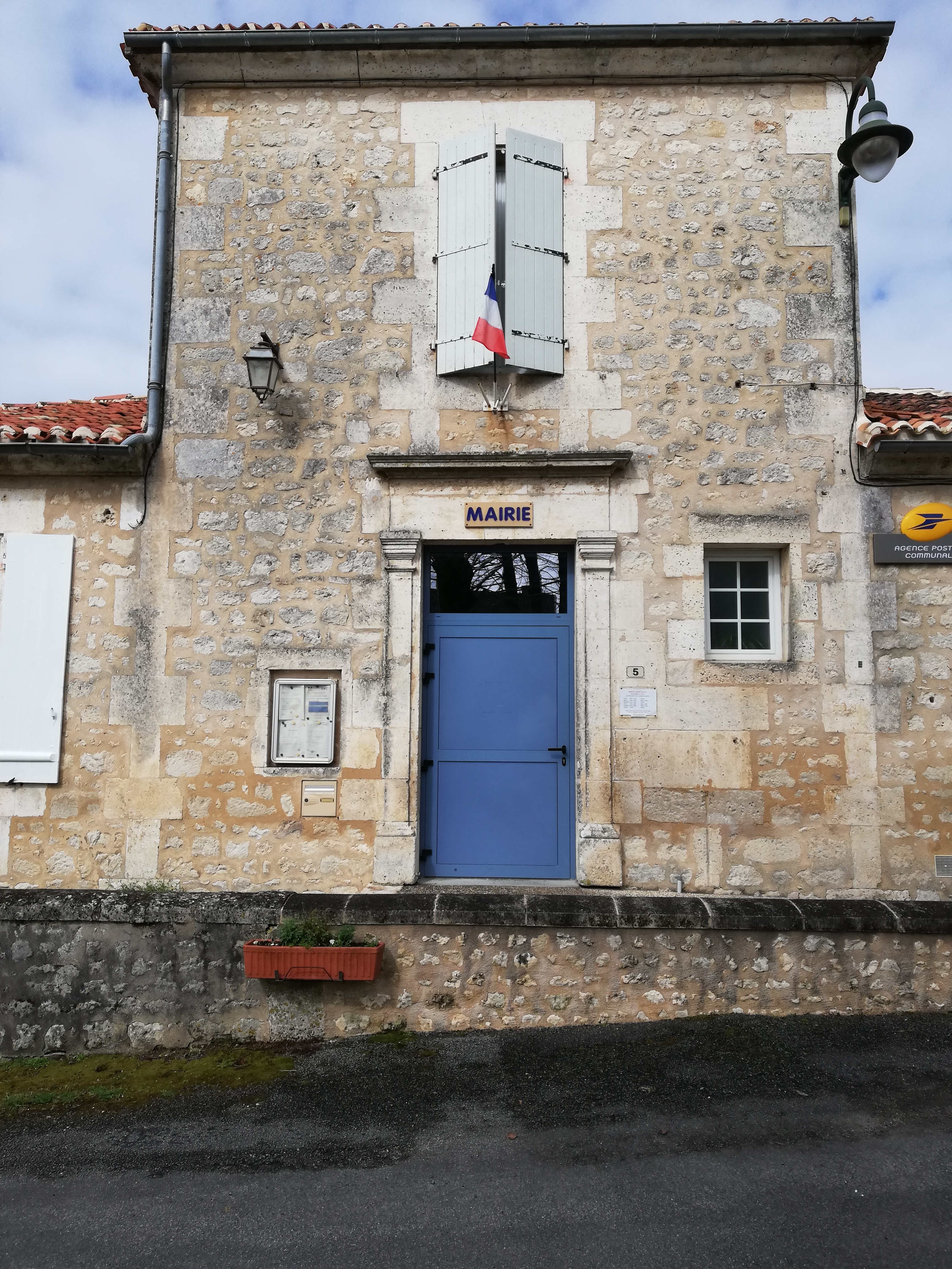 Mairie de Boisné-La-Tude