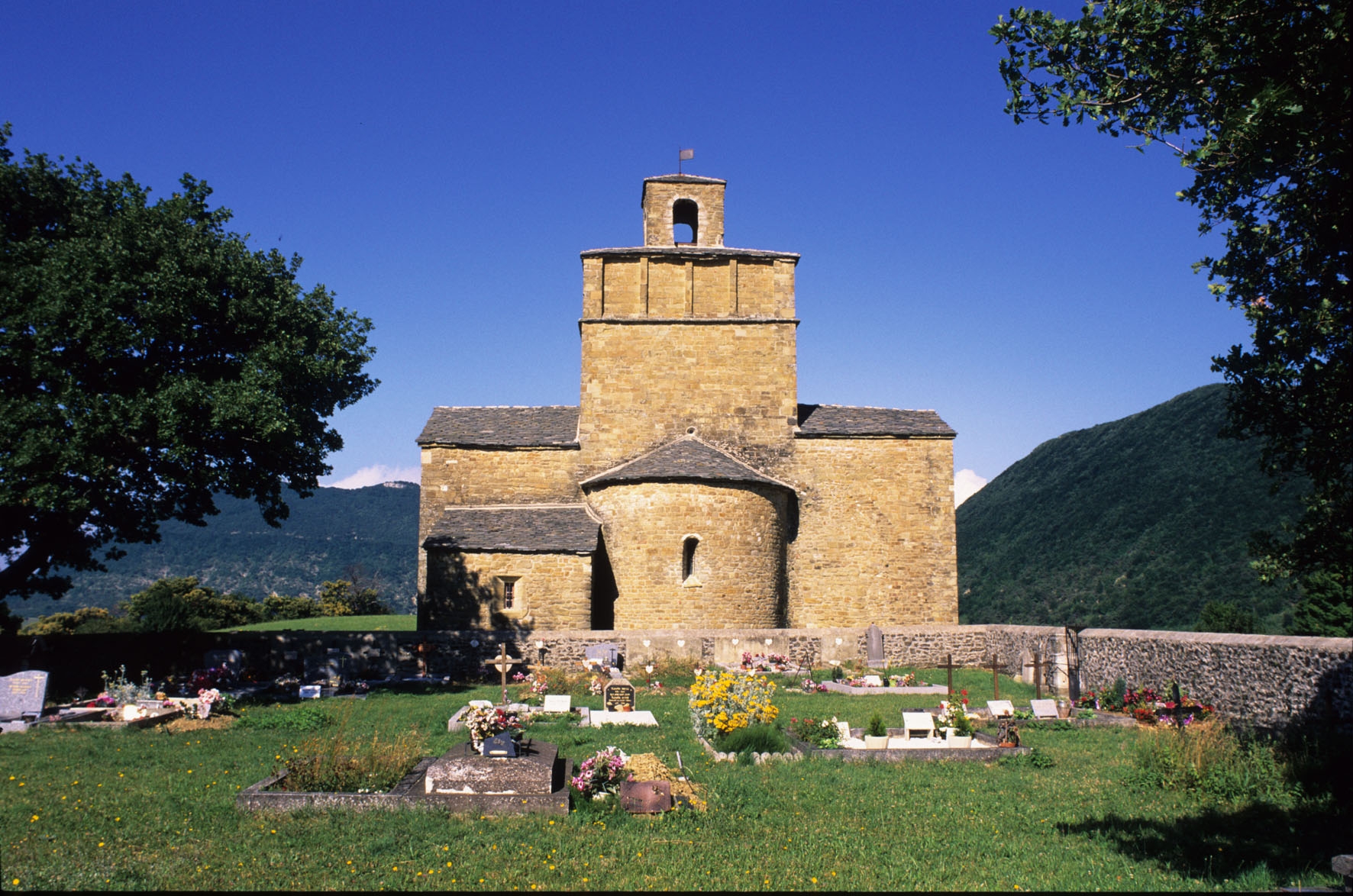 Eglise de Comps