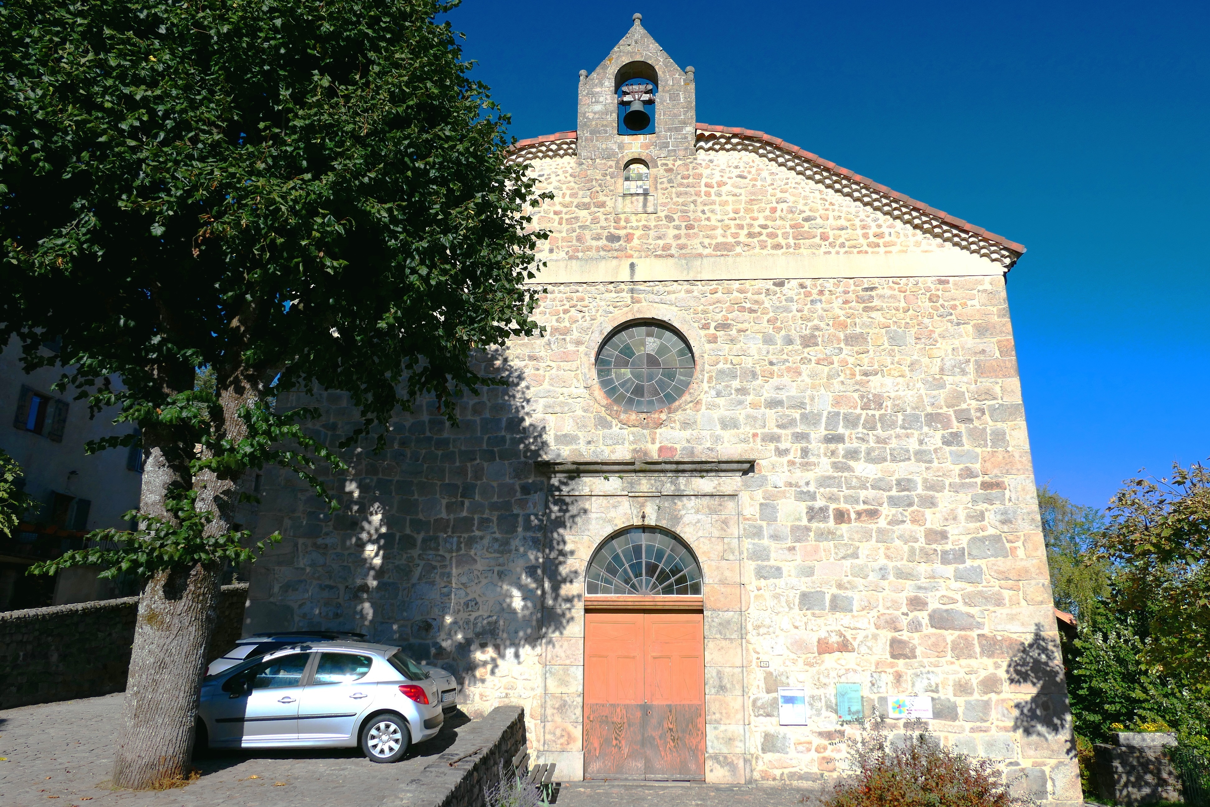 Le temple protestant à Chalencon