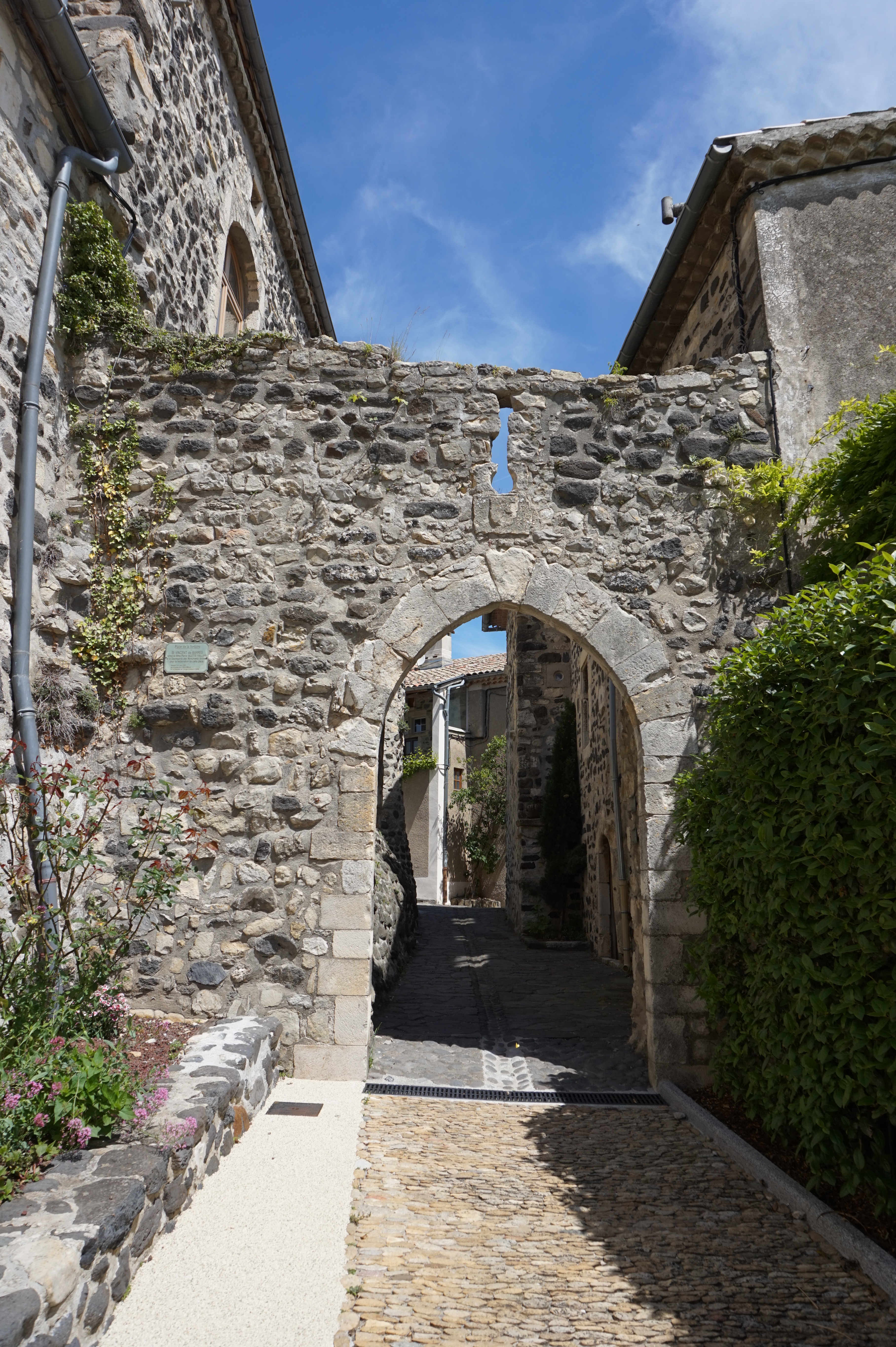 20170521-Saint Vincent de Barrès- Eductour visite du village (5)
