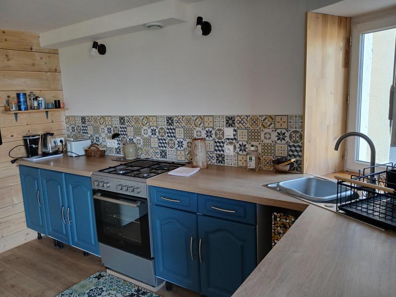 Maison aux volets bleus_Thizy-les-Bourgs