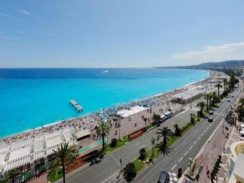 immeuble sur la promenade des Anglais