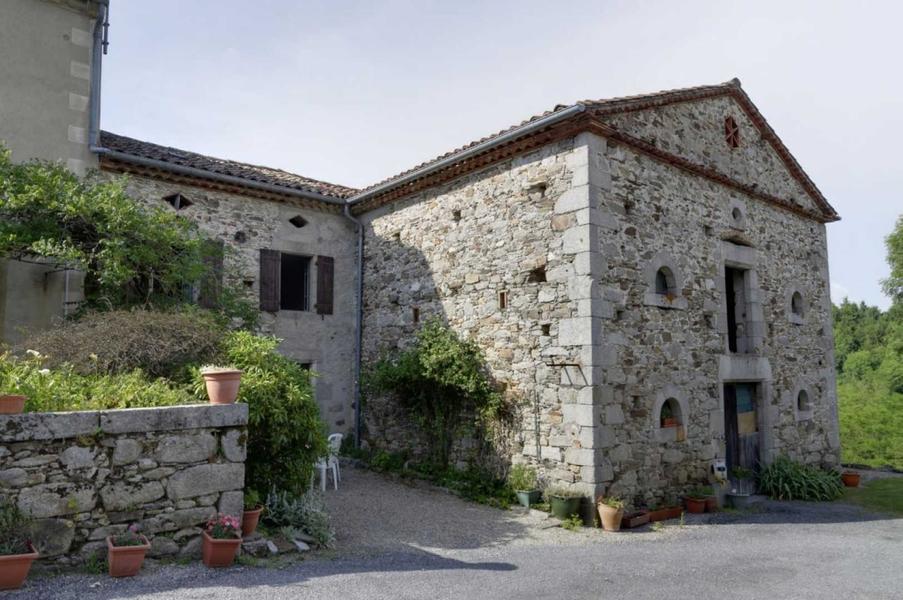 Extérieur-La Garrigue Petit Gîte-St Salvy de la Balme-Gîtes de France