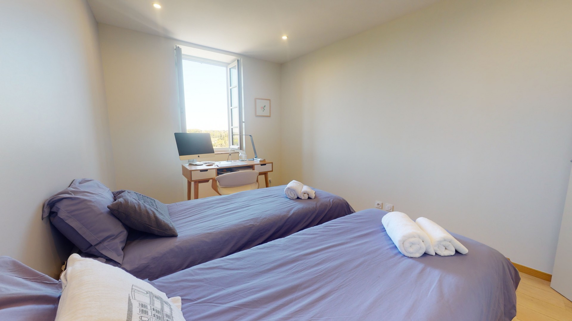 Chambre rez-de-chaussée