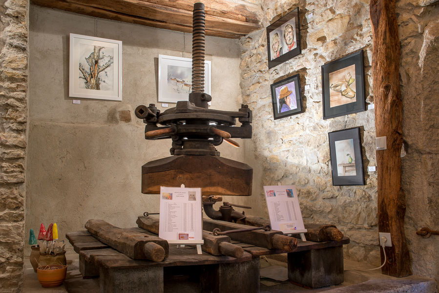 Salle d'exposition ARTs EN CAVE - Pressoir
