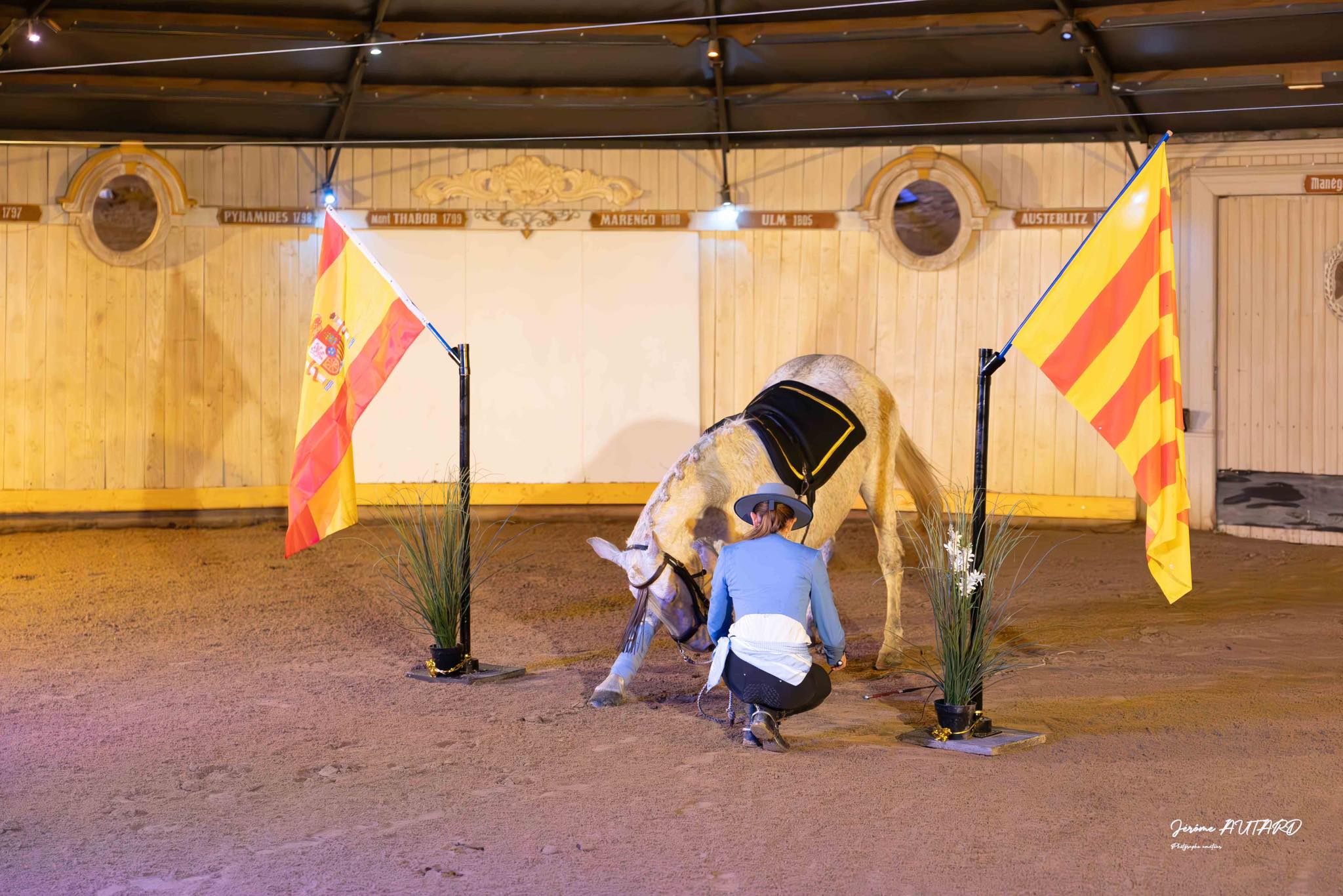 Cabaret Équestre des Mylords/Repas spectacle "Hors du temps"