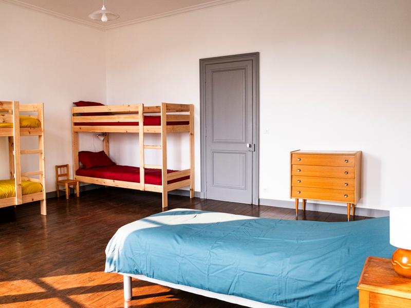Grande chambre dortoir 1er etage