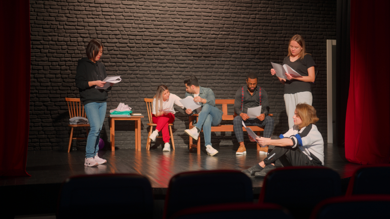 Théâtre-débat : Réseaux sociaux et émotions_Saint-Genis-Pouilly