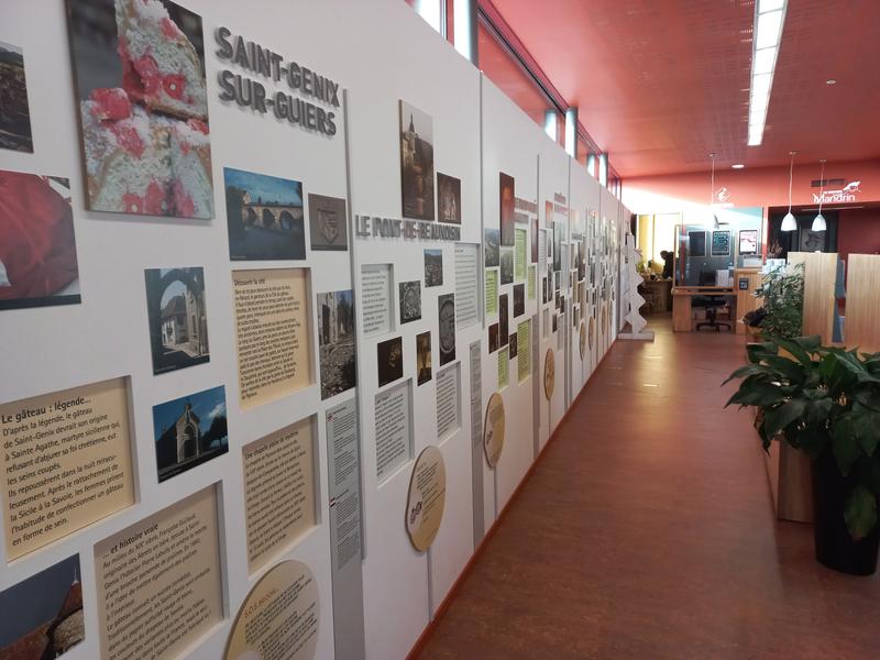 Office de Tourisme Pays du Lac d'Aiguebelette - Bureau d'information touristique de Saint Genix sur Guiers_Saint-Genix-les-Villages