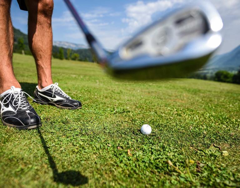 Giez Golf 18 & 9 trous vue Lac Annecy