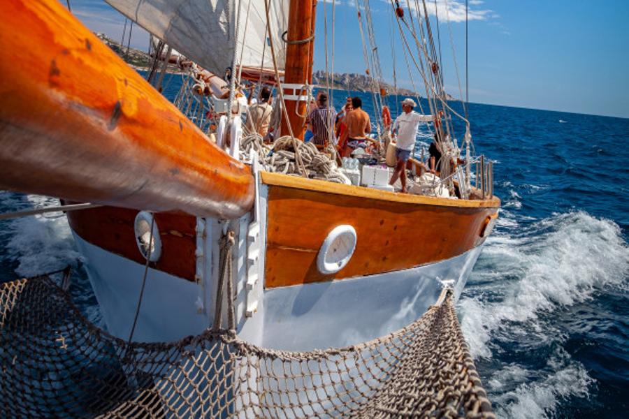 Brunch en mer sur Le Don du Vent