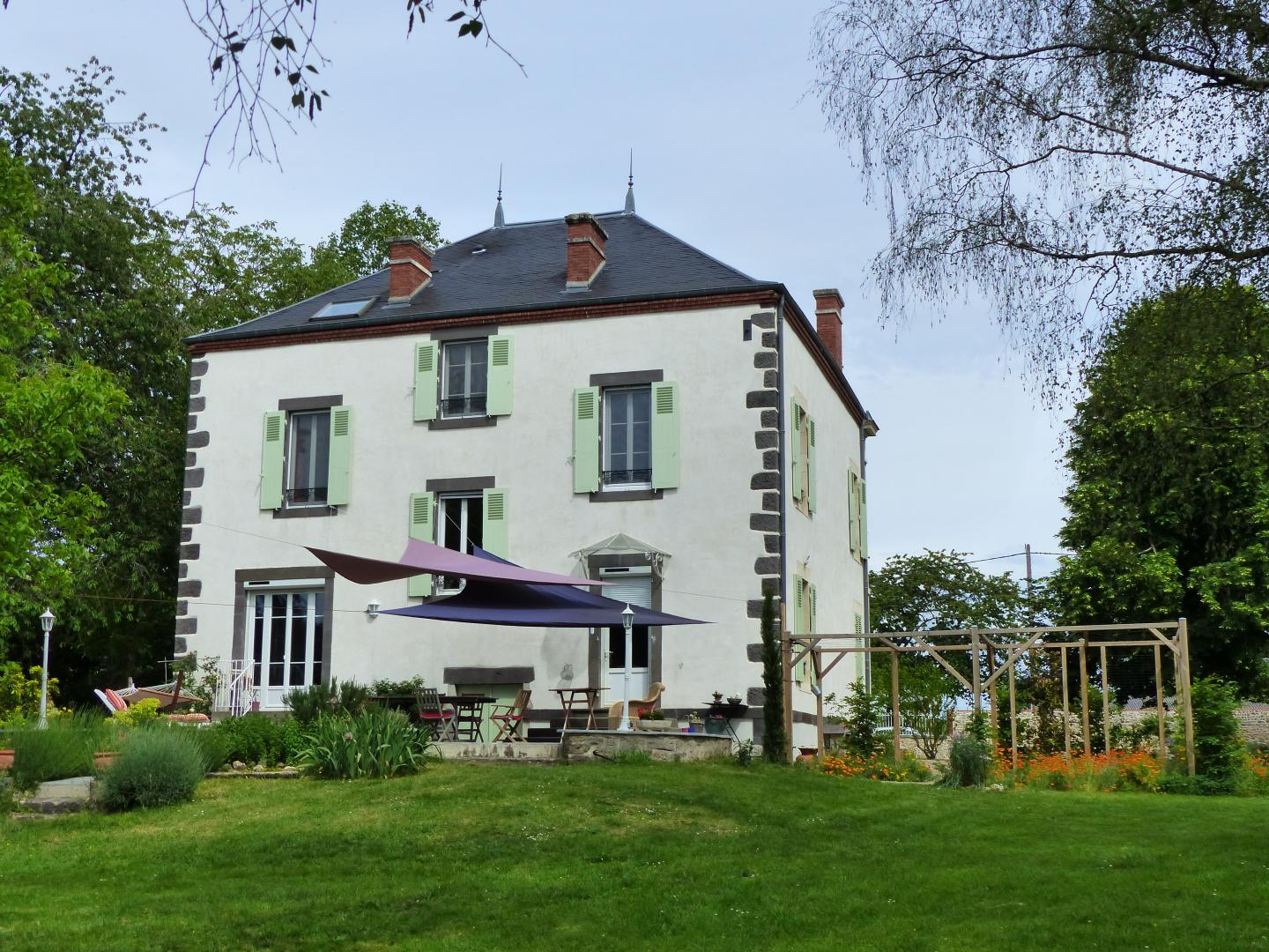 Chambres d'Hotes MONTEIGNET SUR L'ANDELOT GITES DE FRANCE ALLIER AUVERGNE 