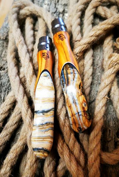 Igor Charon - Couteaux Opinel sculptés à Val Cenis-Bramans