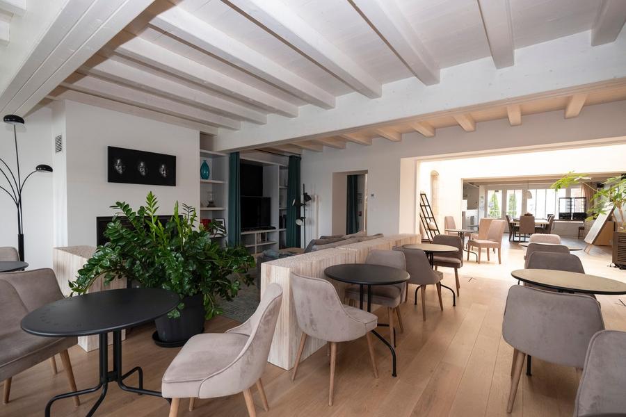 Salle petit déjeuner