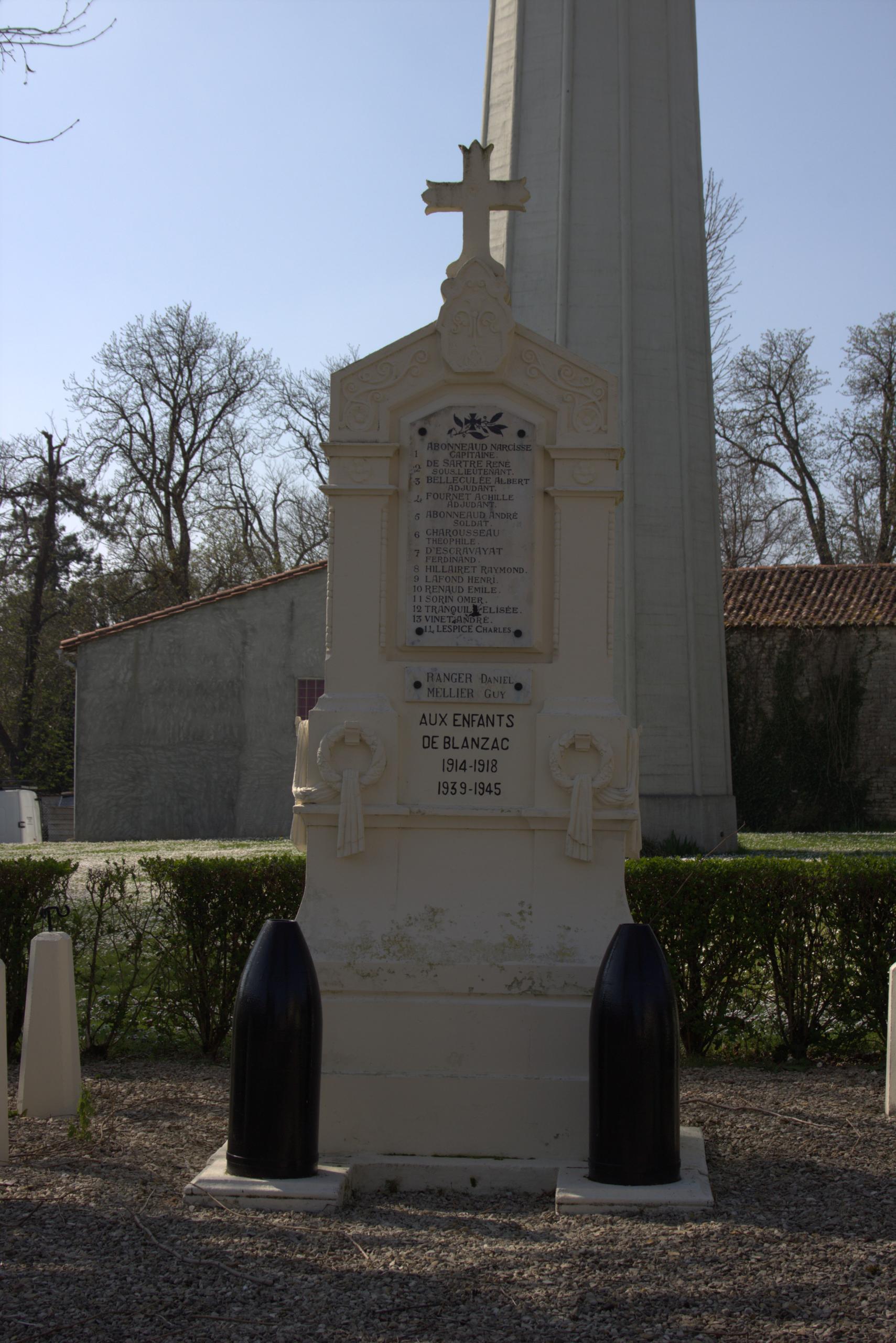 Le monument aux morts