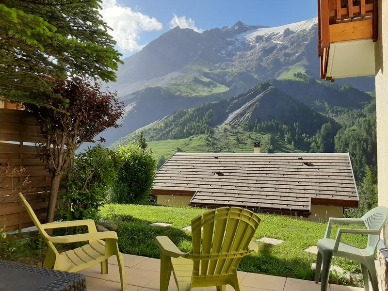 Un autre salon en terrasse avec sa vue(ici n°5) - © ©TEYRAS.P
