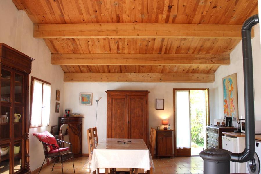 L'Oliveraie-Coin repas-Tourrette-Levens-Gîtes de France des Alpes-Maritimes