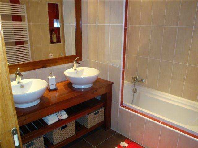 Gite Pacha-Salle de Bains-Saint-Dalmas-Valdeblore-Gîtes de France Alpes-Maritimes