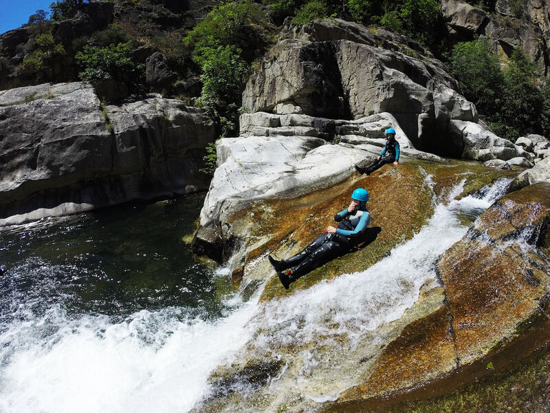 Sport Nature Ardèche : VTT, spéléo, escalade, canyon, canoë-kayak, rando, trail - Gras
