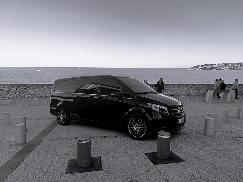 chauffeur-vtc-limousines-et-vans-nice-france-sunbike-driver.jpg