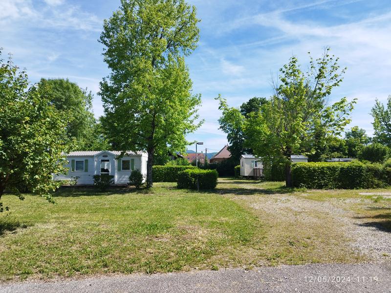 Camping*** Del Padel - Les Avenières-Veyrins-Thuellin - A proximité de Walibi - Balcons du Dauphiné