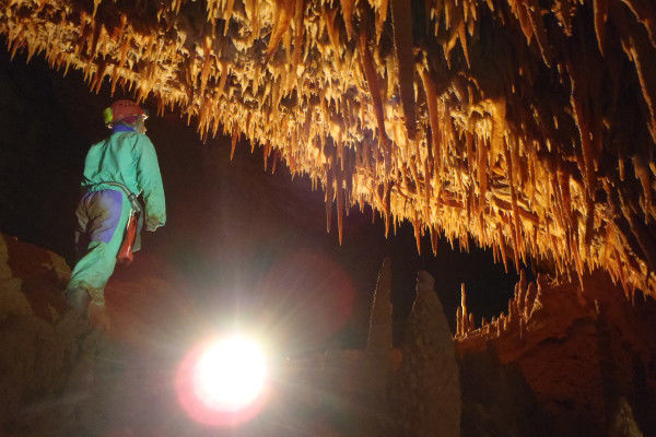 Spéléologie Journée - Grotte de la Castelette