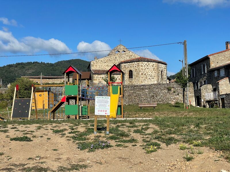 Aire de jeux Monteil Le Crestet