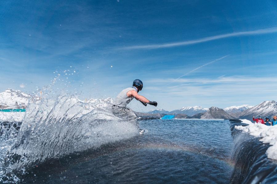 - © OT Le Dévoluy Waterslide and barbecue at the snow park_Dévoluy - © OT Le Dévoluy