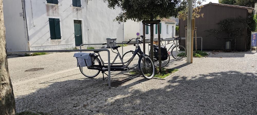 Parking vélos - Place des Tilleuls
