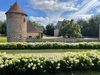 Château du Riau à Villeneuve sur Allier Ⓒ libre de droit