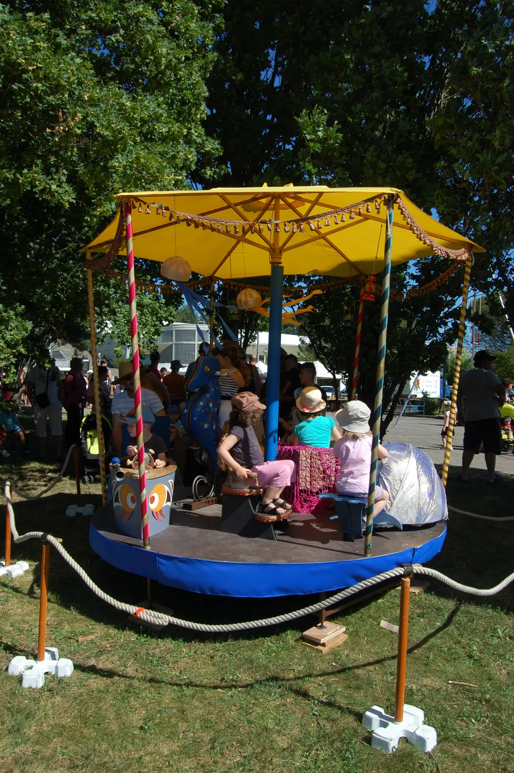 Carousel "La Manivelle"