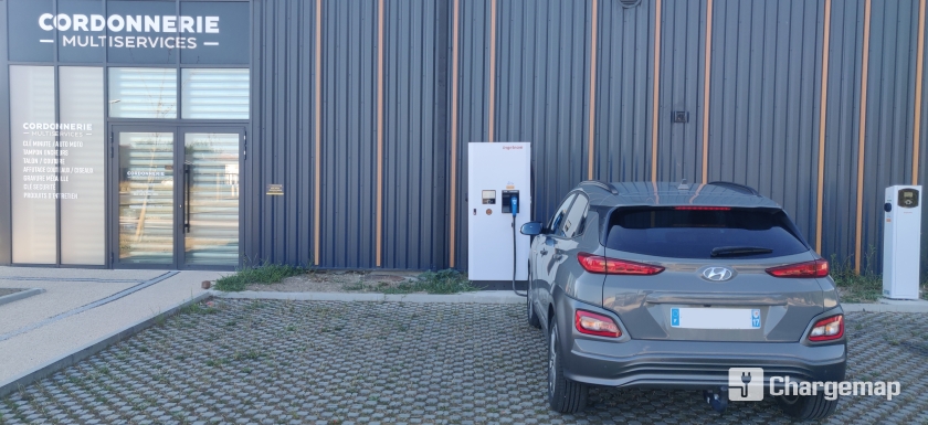 Borne électrique Brico Leclerc