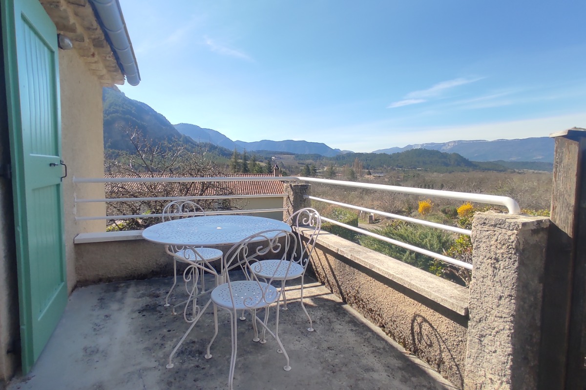 Gîte les Lavandes - Mme Lambert - Terrasse